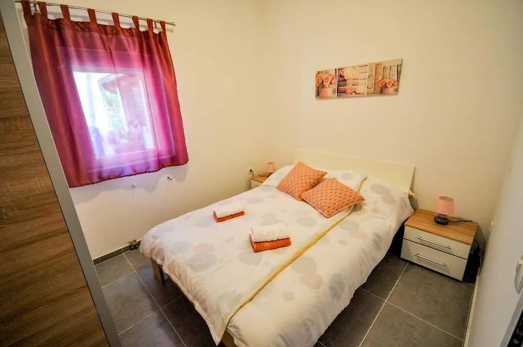 Cancar Apartments Novigrad Istria 0*,