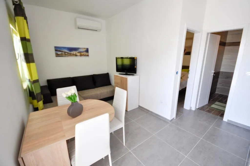 Cancar Apartments Novigrad Istria 0*,  克罗地亚