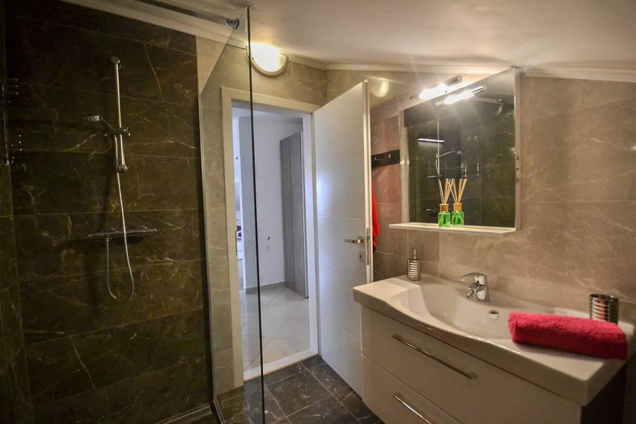 Cancar Apartments Novigrad Istria