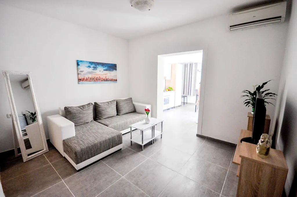 Cancar Apartments Novigrad Istria