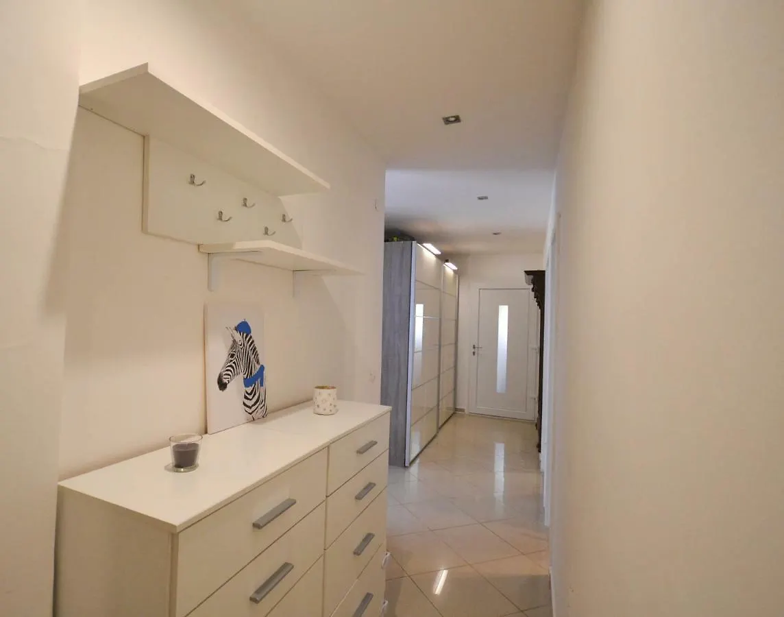 Cancar Apartments Novigrad Istria 0*,  クロアチア
