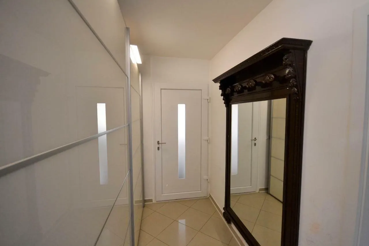 Cancar Apartments Novigrad Istria